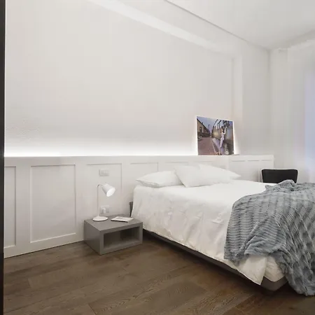 Ξενοδοχείο Emilia Express