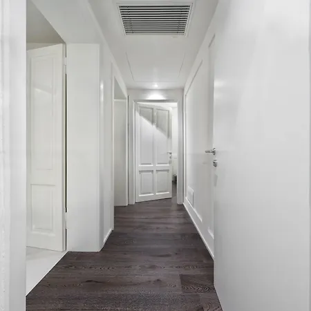 Emilia Express مودينا