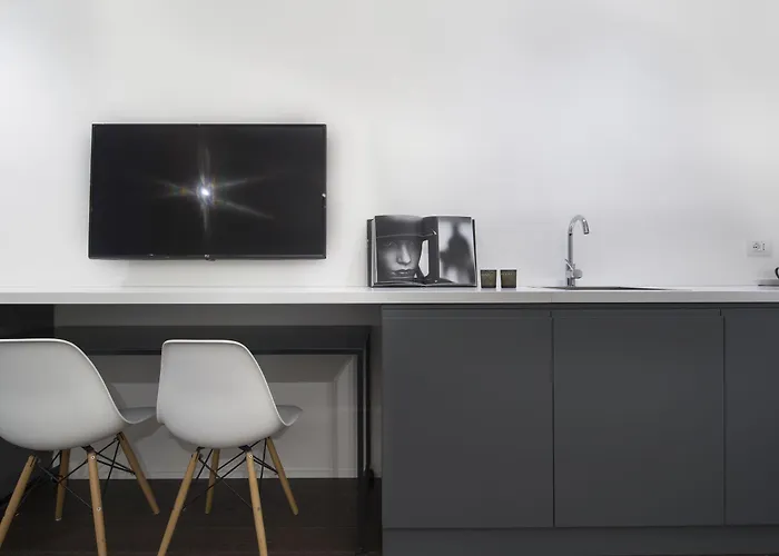 Hotel Emilia Express